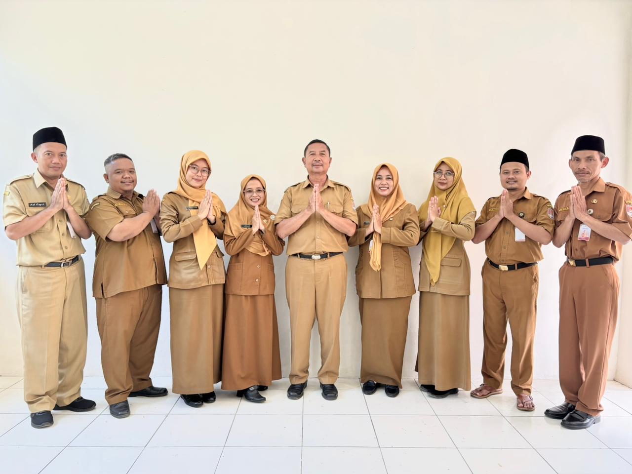 Guru SDN Dayeuhluhur 05 Th 2026